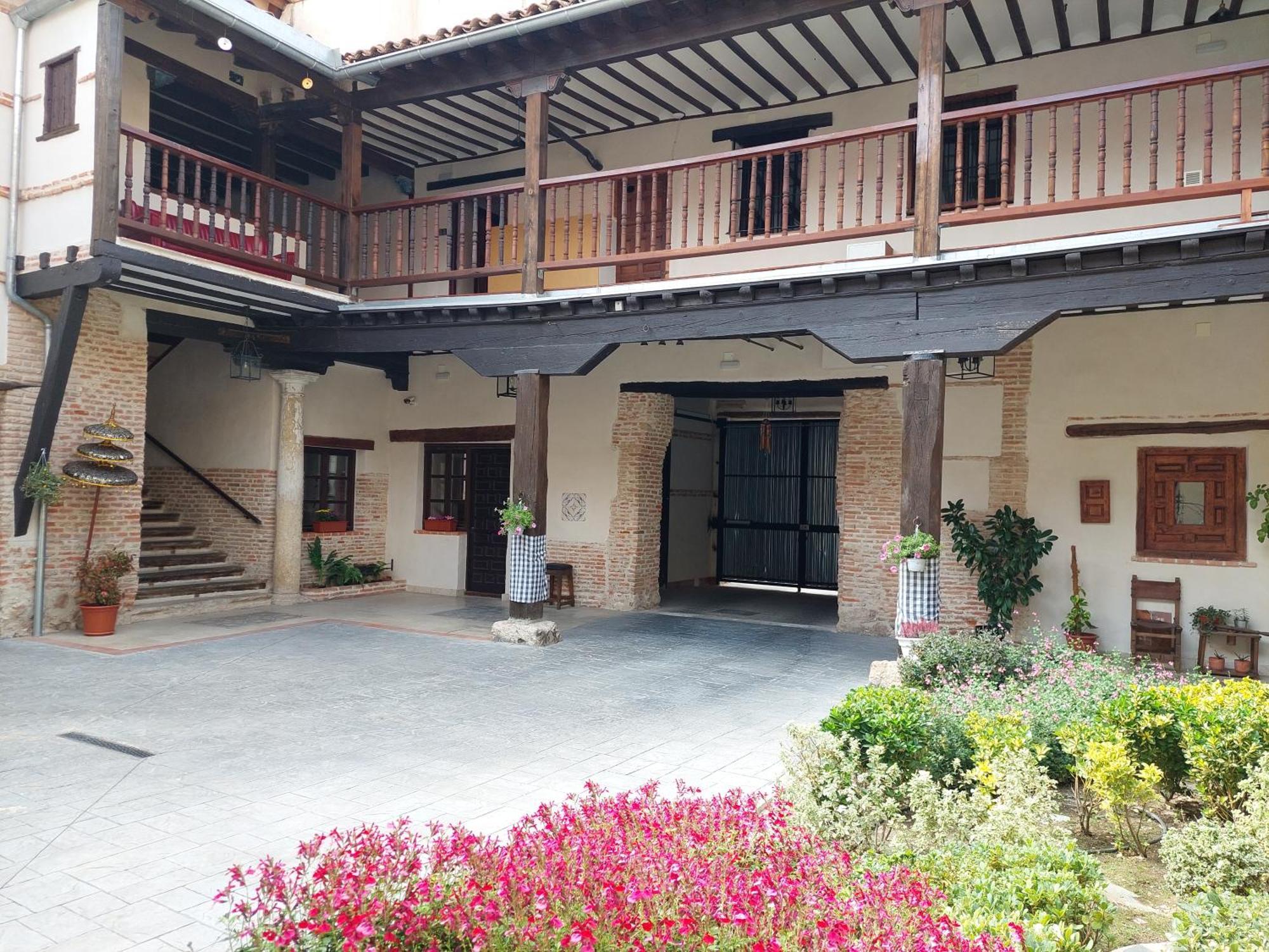 Appartement La Casona Del Asno à Alcalá de Henares Extérieur photo